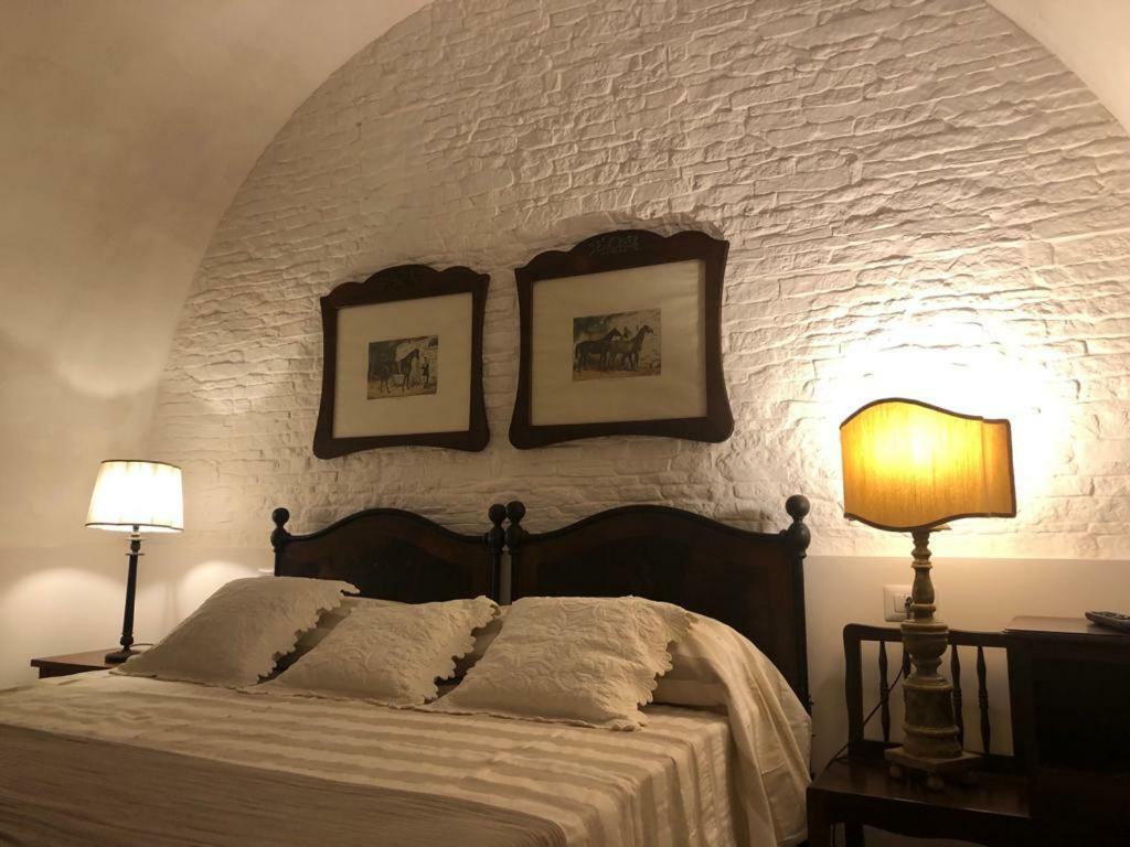 Le Stanze Del Borgo Hotell Nettuno Exteriör bild