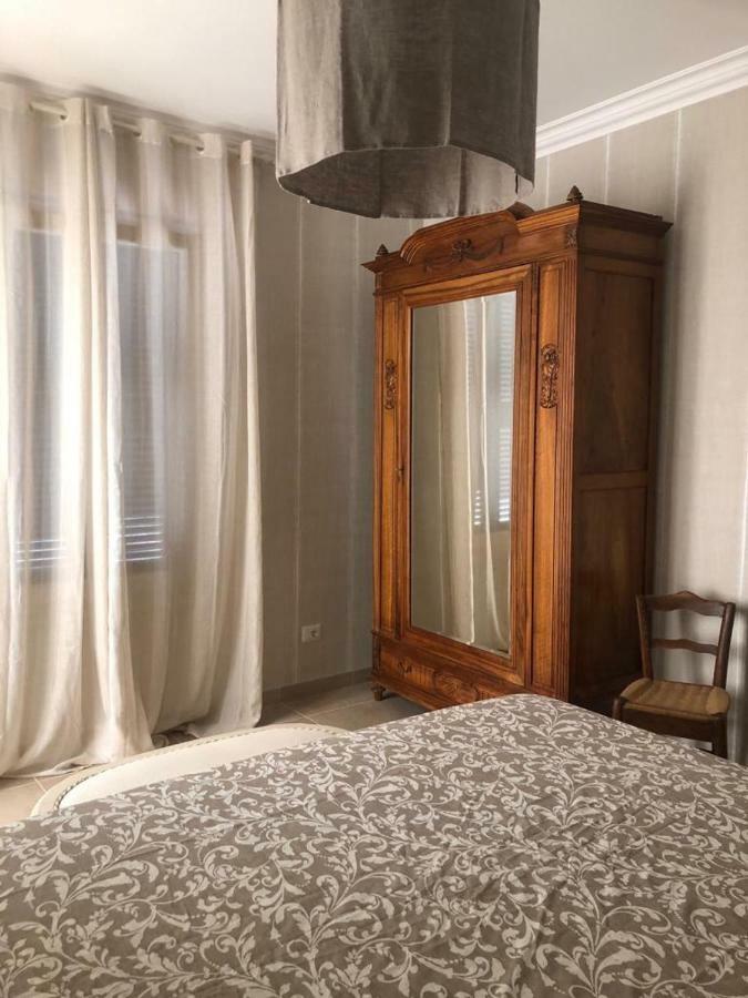 Le Stanze Del Borgo Hotell Nettuno Exteriör bild