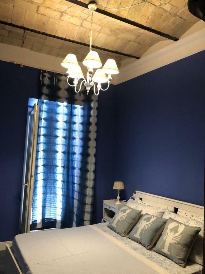 Le Stanze Del Borgo Hotell Nettuno Exteriör bild