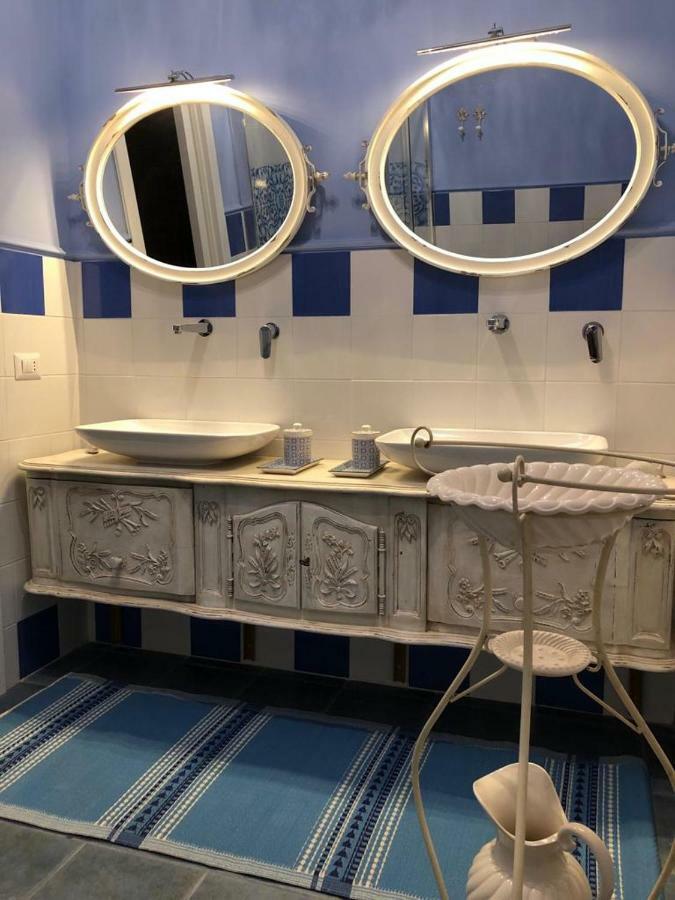 Le Stanze Del Borgo Hotell Nettuno Exteriör bild