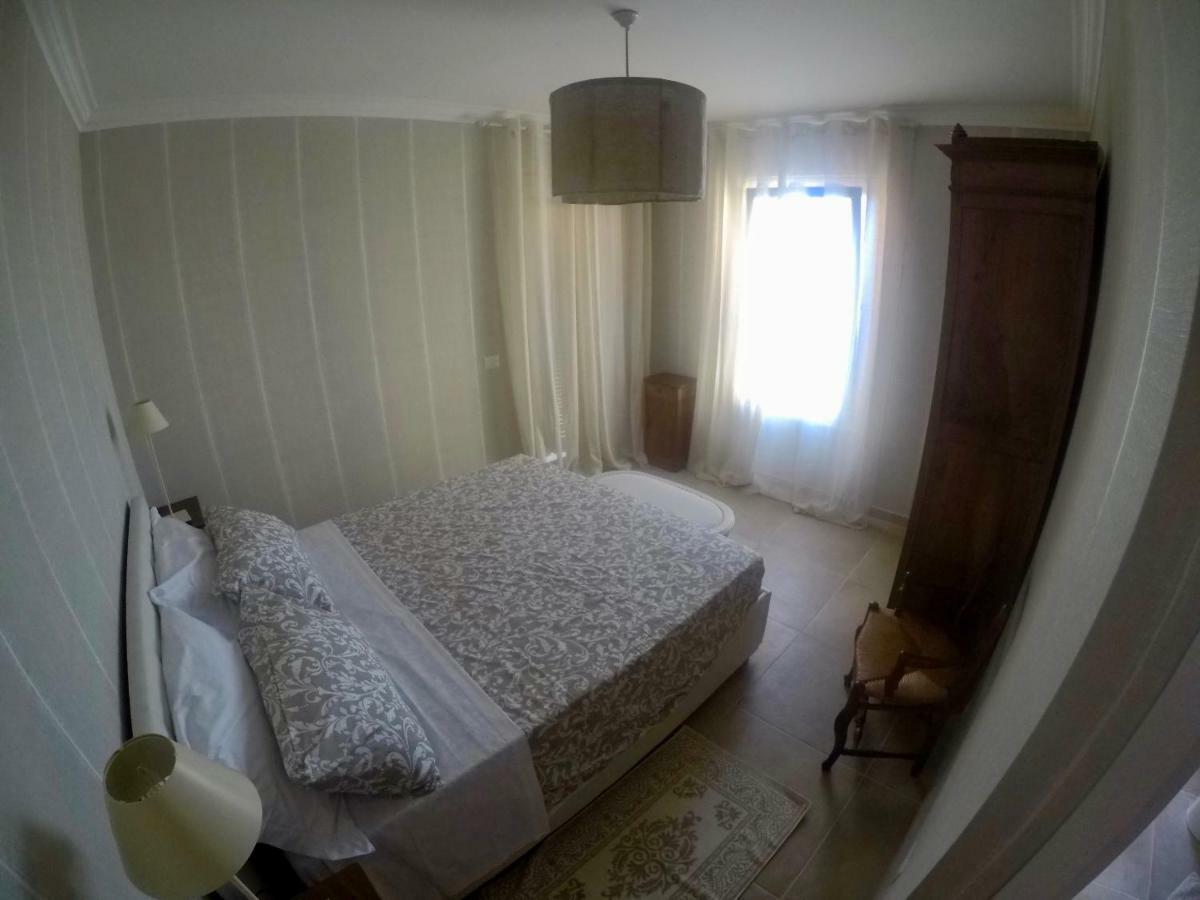 Le Stanze Del Borgo Hotell Nettuno Exteriör bild